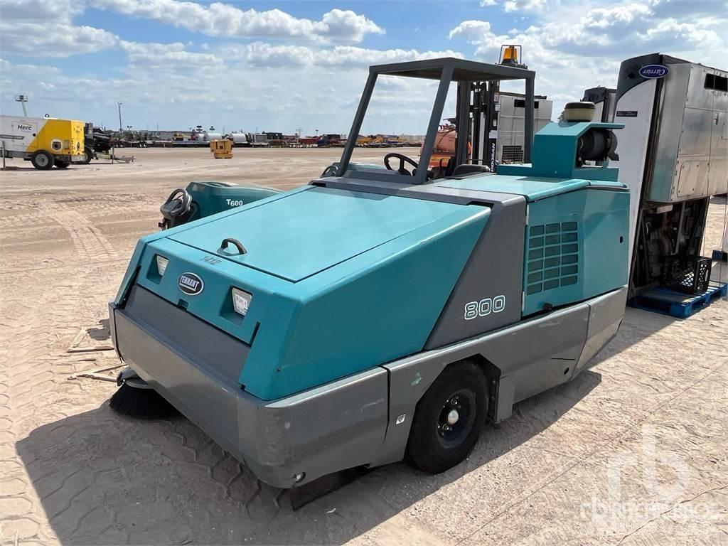 Tennant 800 Cadde süpürücüler
