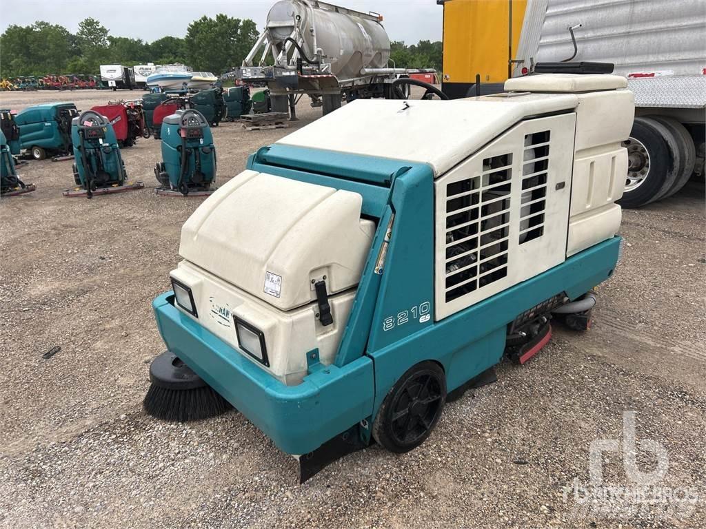 Tennant 8210 Cadde süpürücüler