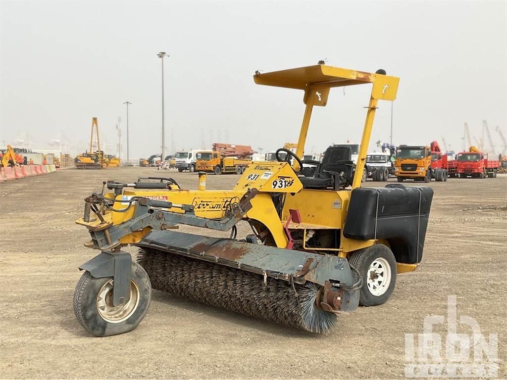 TERRAMITE TSS38 İç mekan süpürme makineleri