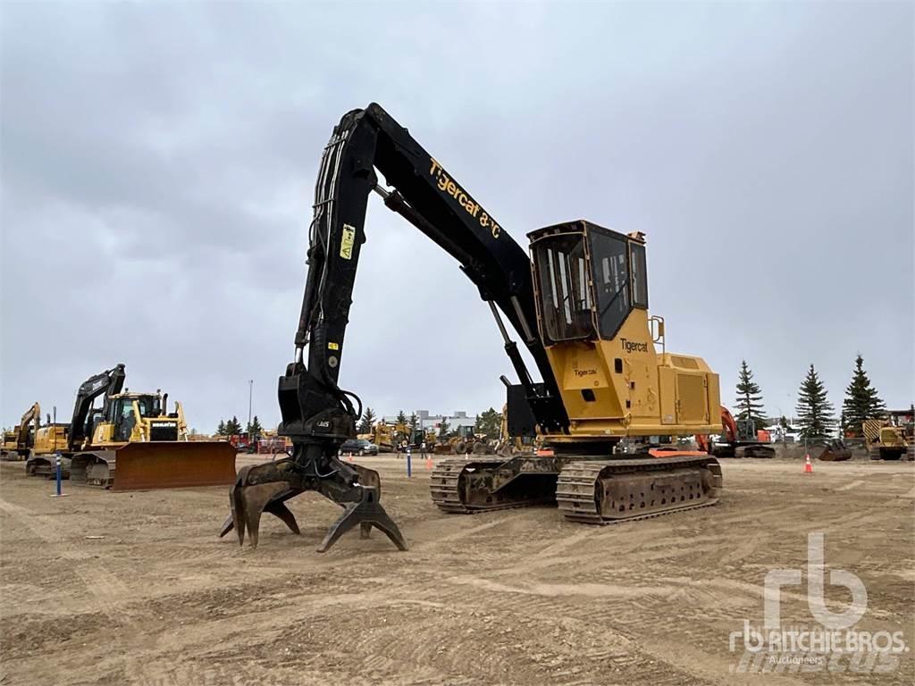 Tigercat 880 Mafsalli yükleyiciler