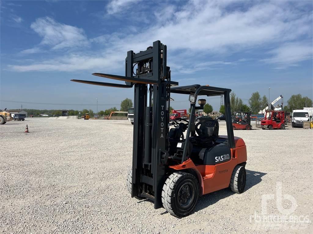 Toyota 027FDF30 Dizel forkliftler