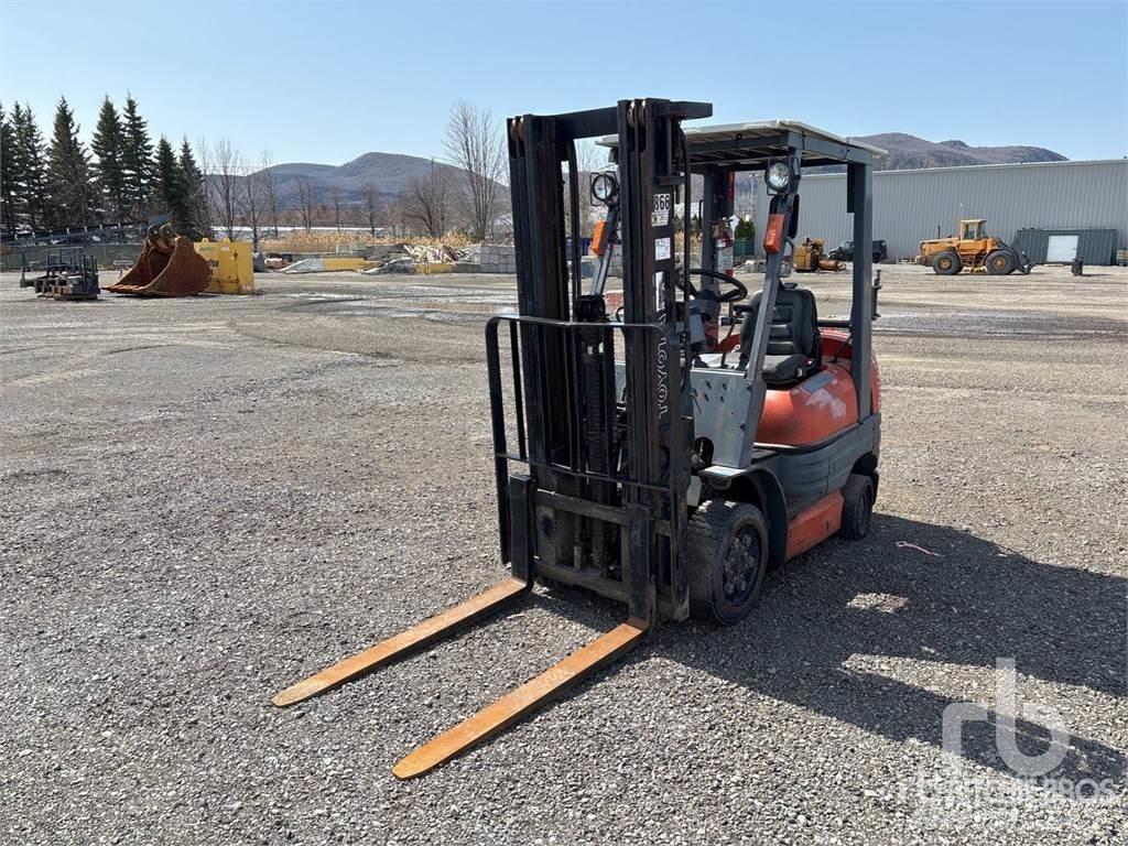 Toyota 6FJCU25 Dizel forkliftler