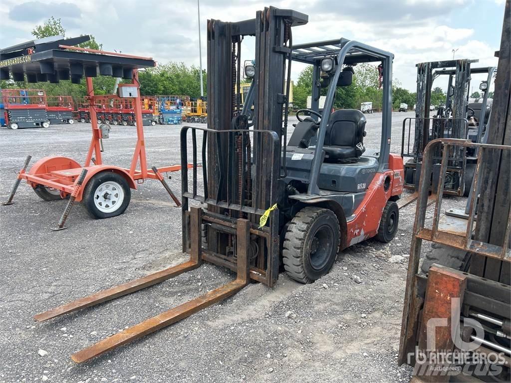 Toyota 8FDU25 Dizel forkliftler