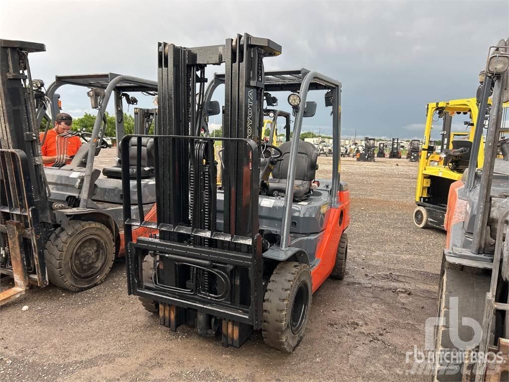 Toyota 8FDU25 Dizel forkliftler