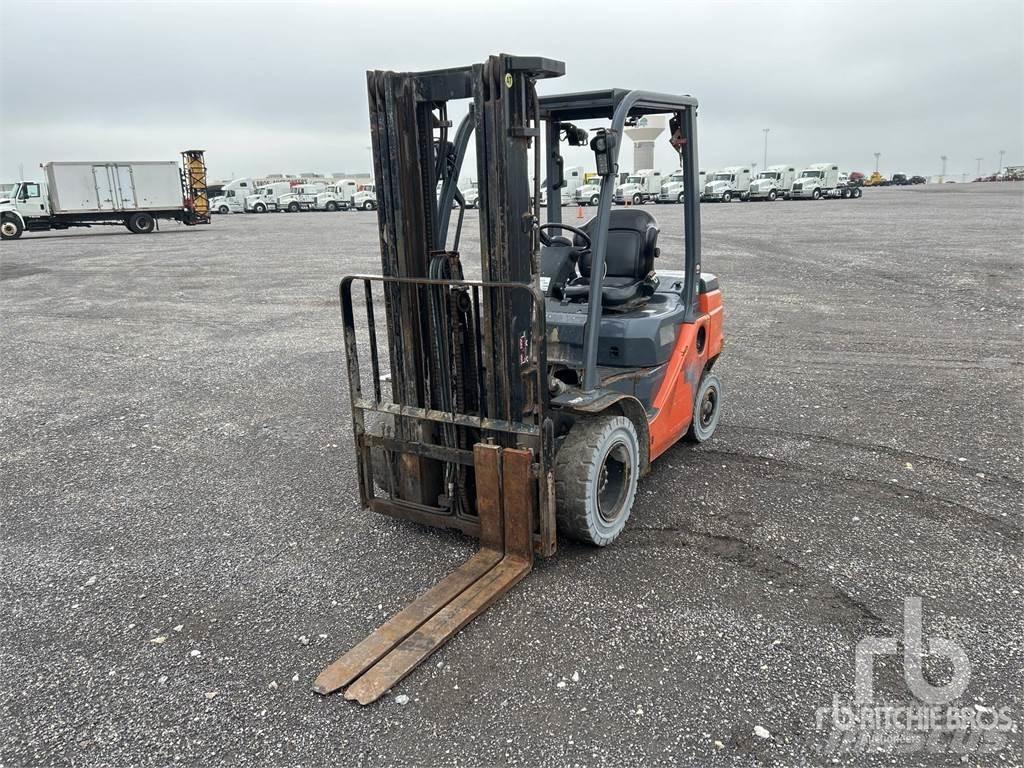 Toyota 8FDU25 Dizel forkliftler