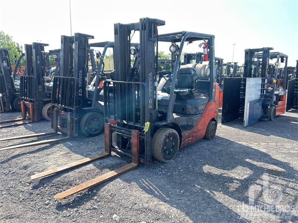 Toyota 8FGCU25 Dizel forkliftler
