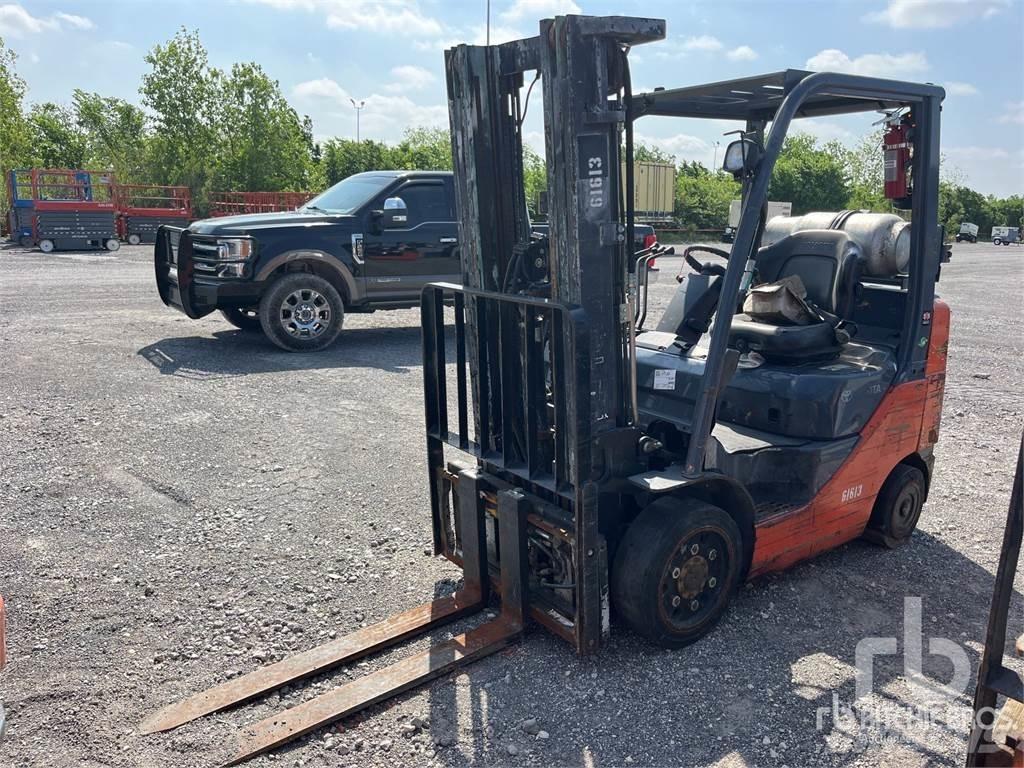 Toyota 8FGCU25 Dizel forkliftler