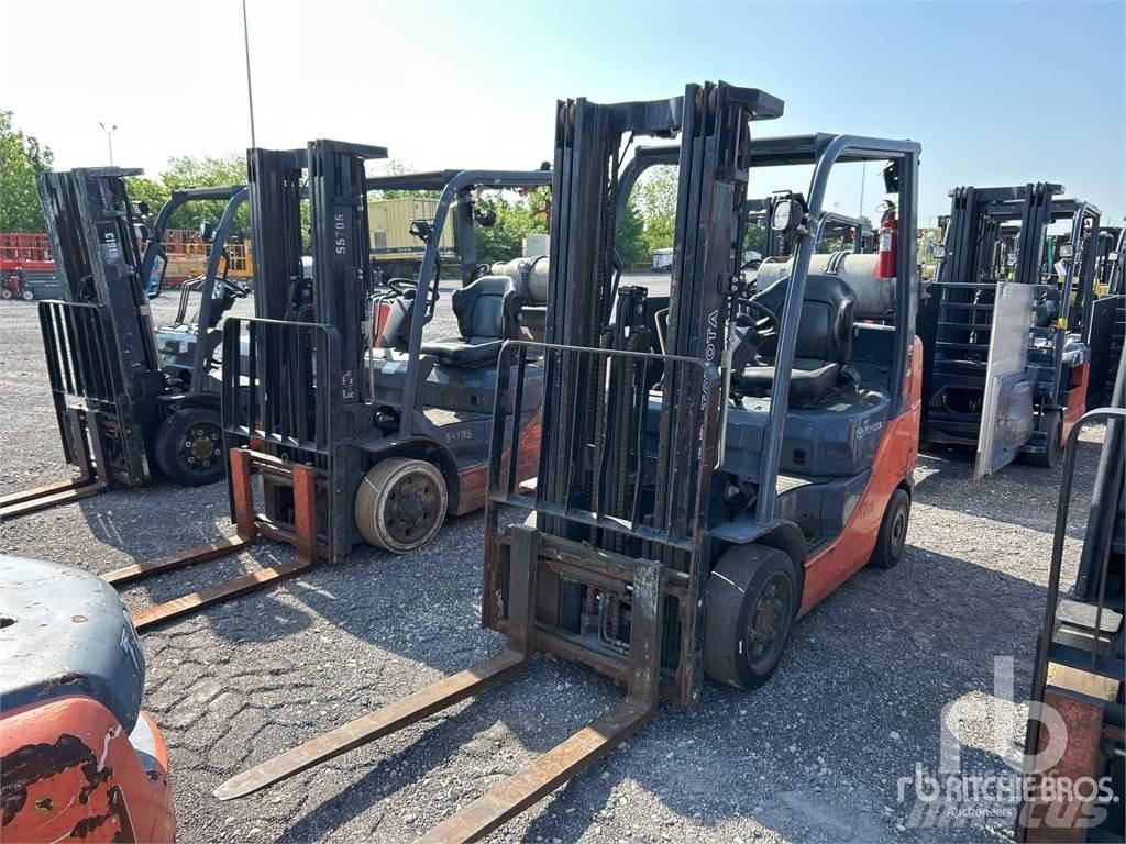 Toyota 8FGCU25 Dizel forkliftler