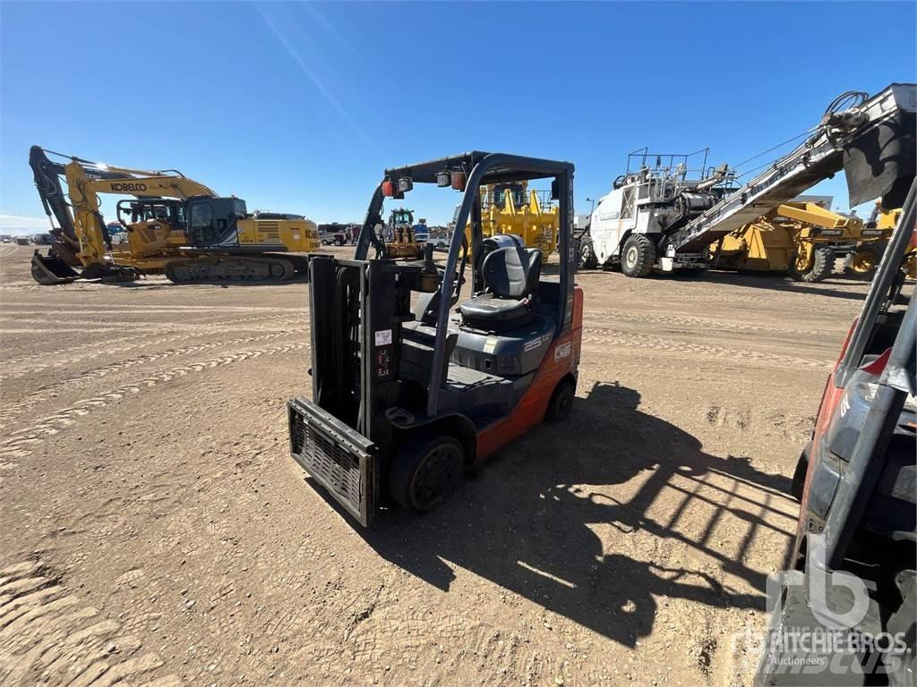 Toyota 8FGCU25 Dizel forkliftler