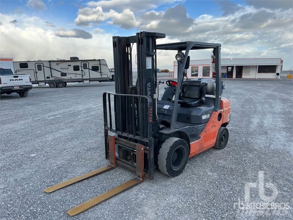 Toyota 8FGU25 Dizel forkliftler