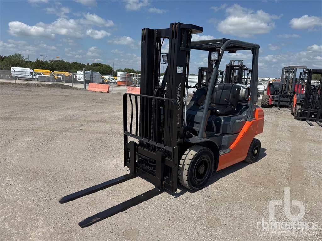 Toyota 8FGU25 Dizel forkliftler