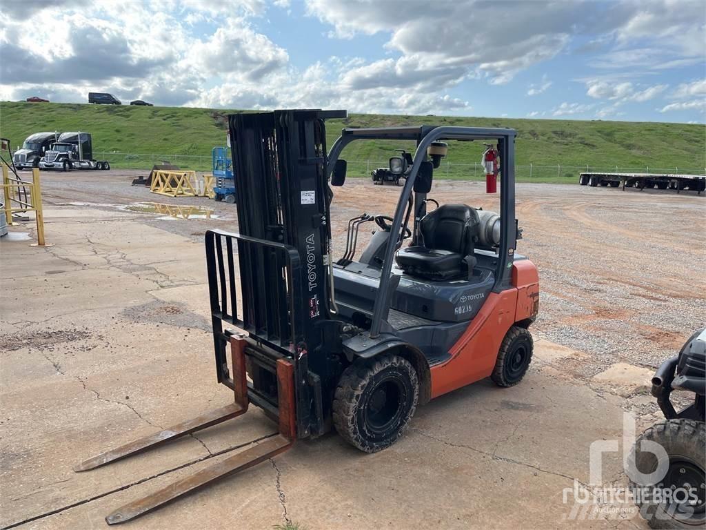 Toyota 8FGU25 Dizel forkliftler