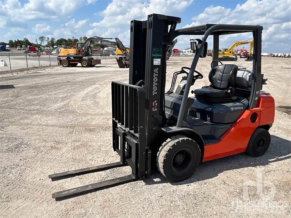 Toyota 8FGU25 Dizel forkliftler