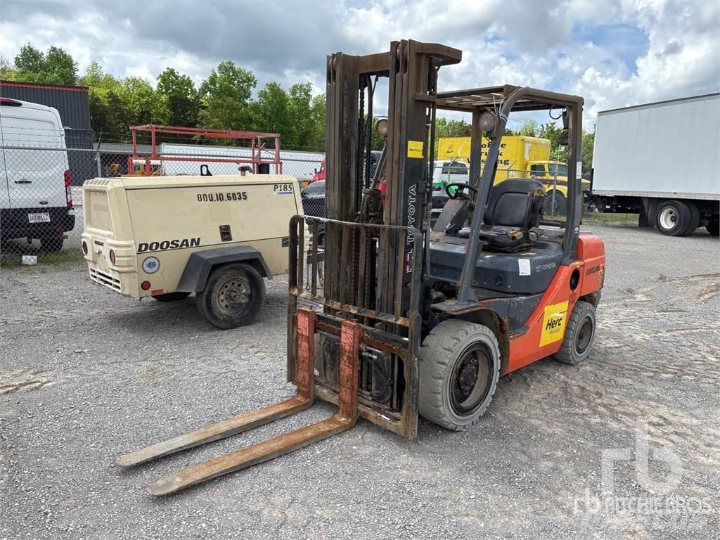 Toyota 8FGU30 Dizel forkliftler