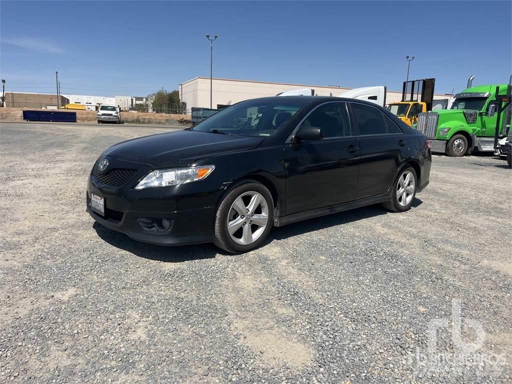 Toyota CAMRY Otomobiller