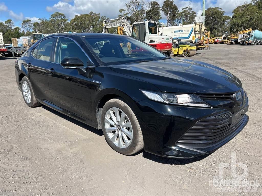 Toyota CAMRY Otomobiller