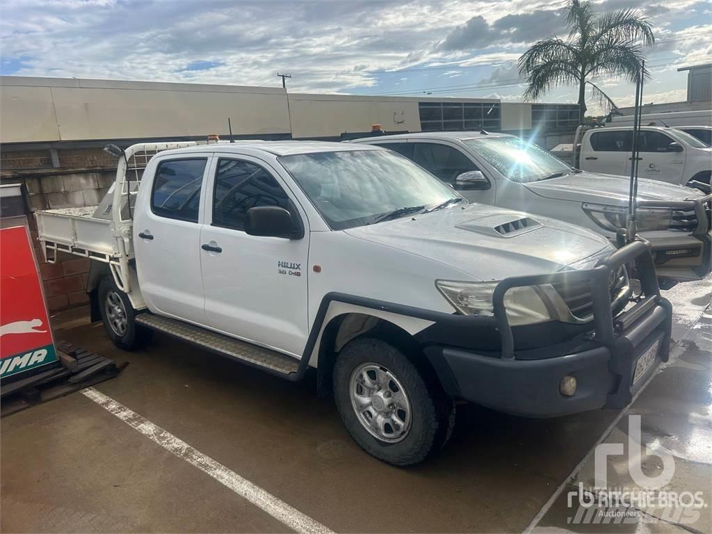 Toyota HILUX Pikaplar