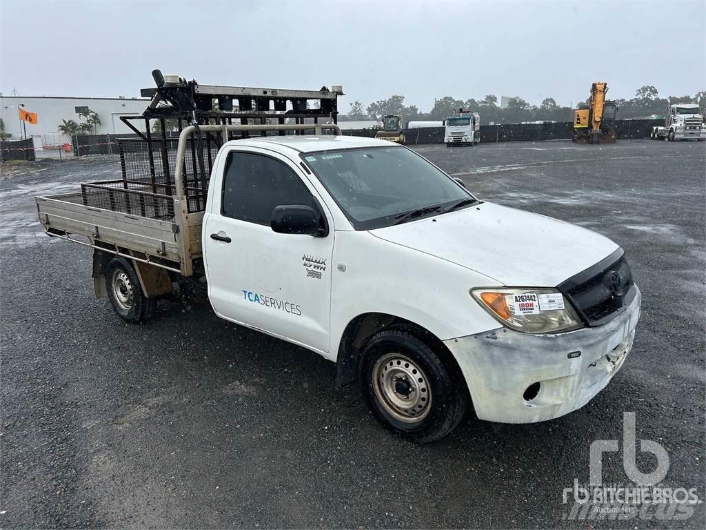 Toyota HILUX Pikaplar