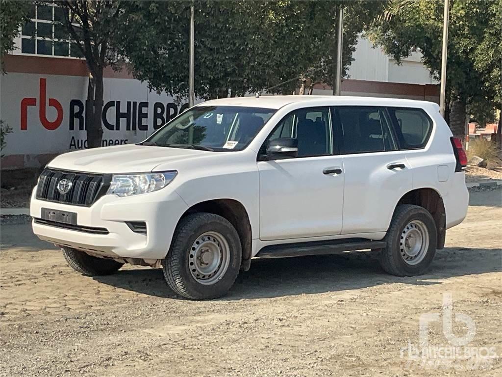 Toyota PRADO Pikaplar