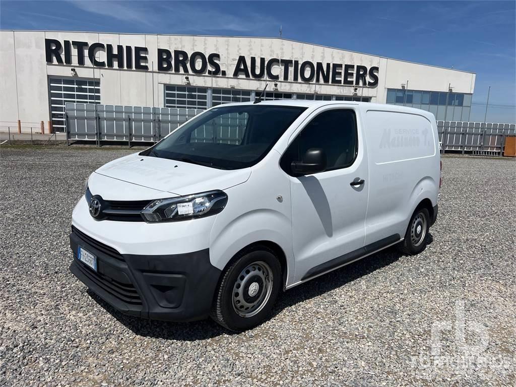 Toyota PROACE Panel vanlar
