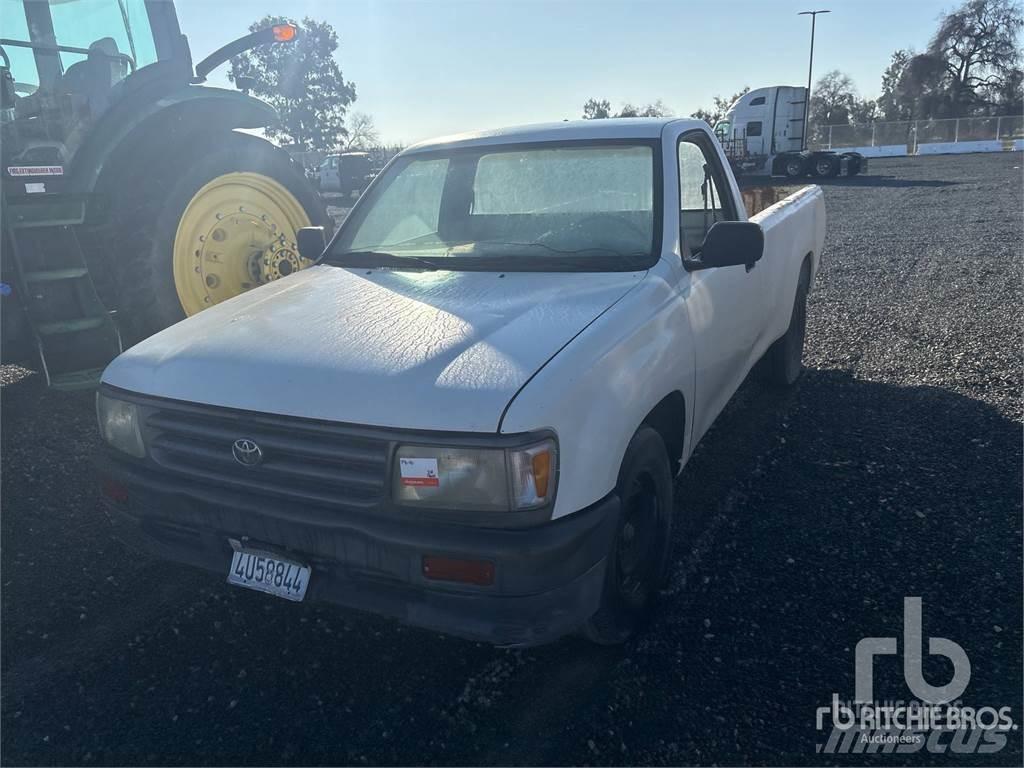 Toyota T100 Pikaplar