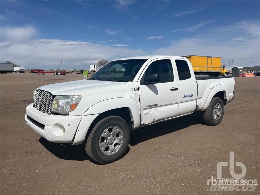 Toyota TACOMA Pikaplar