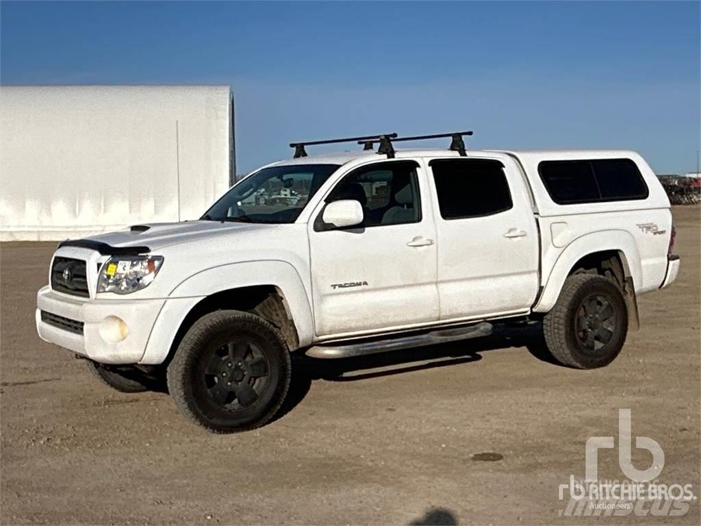 Toyota TACOMA Pikaplar