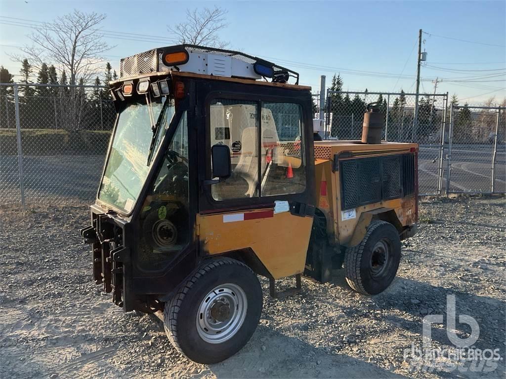 Trackless MT6 Kar küreme biçaklari