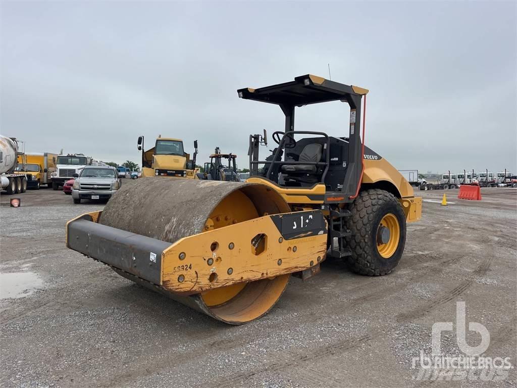 Volvo SD115B Çift tamburlu silindirler