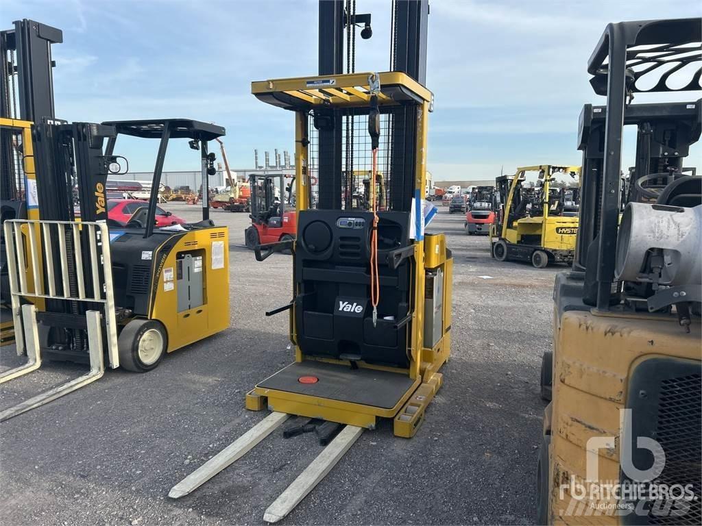 Yale OS030BF Elektrikli forkliftler
