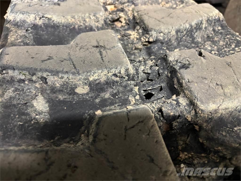 Bobcat E35I Paletli ekskavatörler
