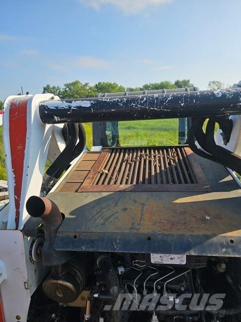 Bobcat T650 Paletli yükleyiciler