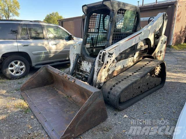 Bobcat T750 Paletli yükleyiciler