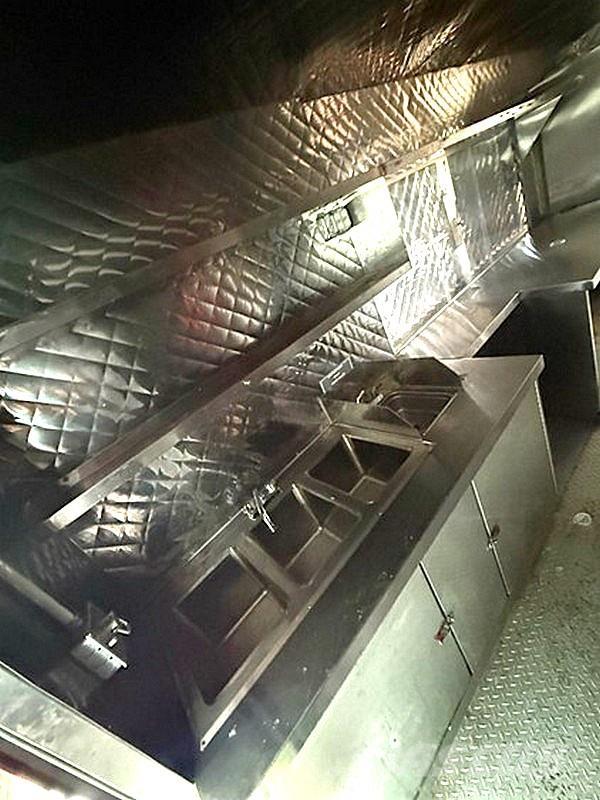 Ford E-350 Kapali kasa kamyonlar