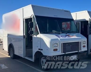 Ford E350 Kapali kasa kamyonlar