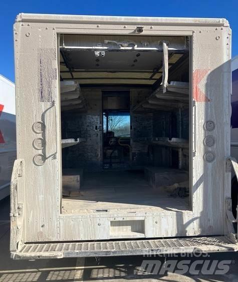 Ford E350 Kapali kasa kamyonlar