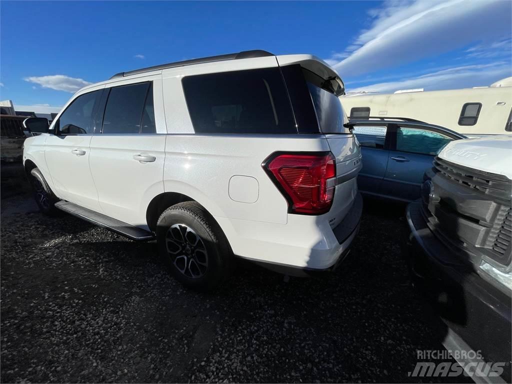 Ford Expedition Diger kamyonlar