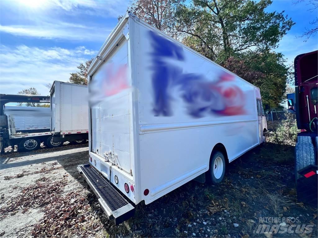 Ford F59 Kapali kasa kamyonlar