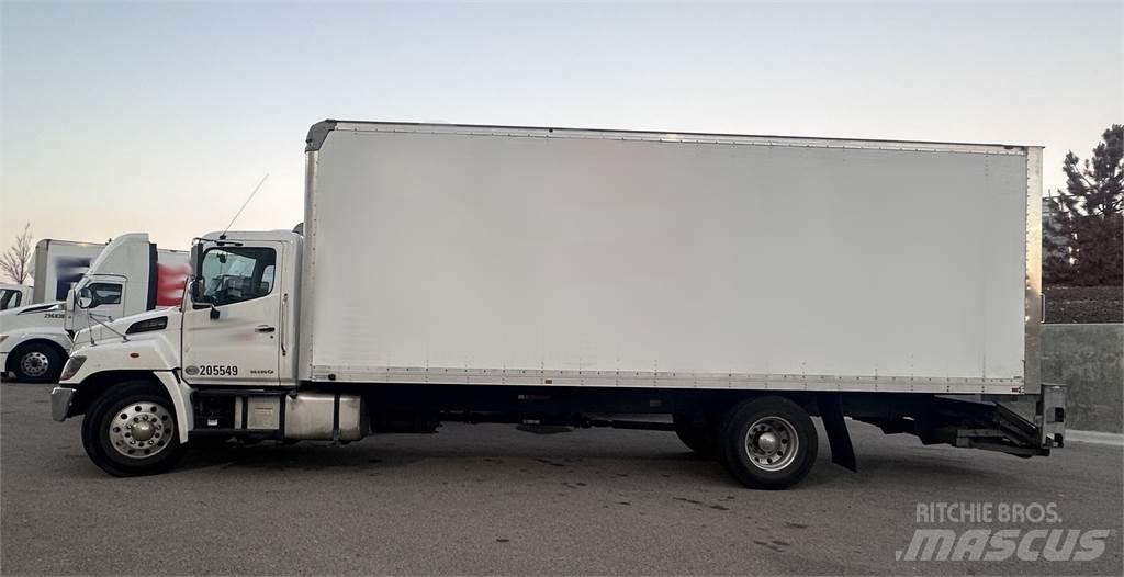 Hino 268A Kapali kasa kamyonlar