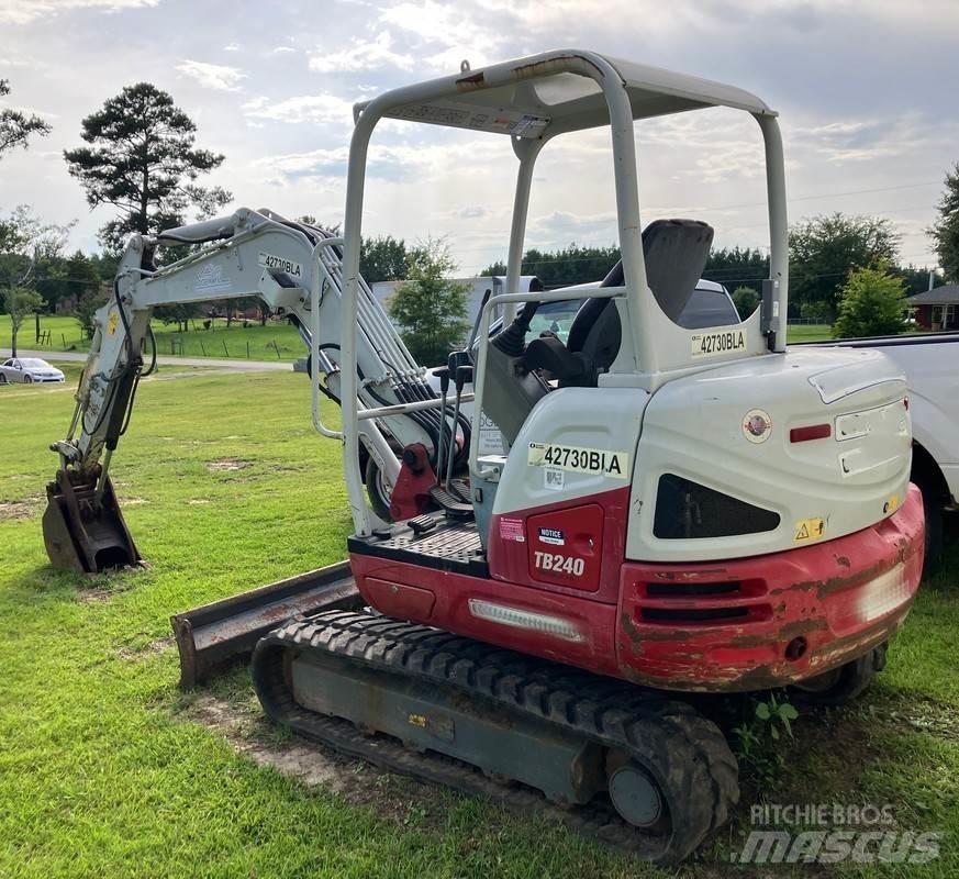 Takeuchi TB240 Midi ekskavatörler 7 - 12 t