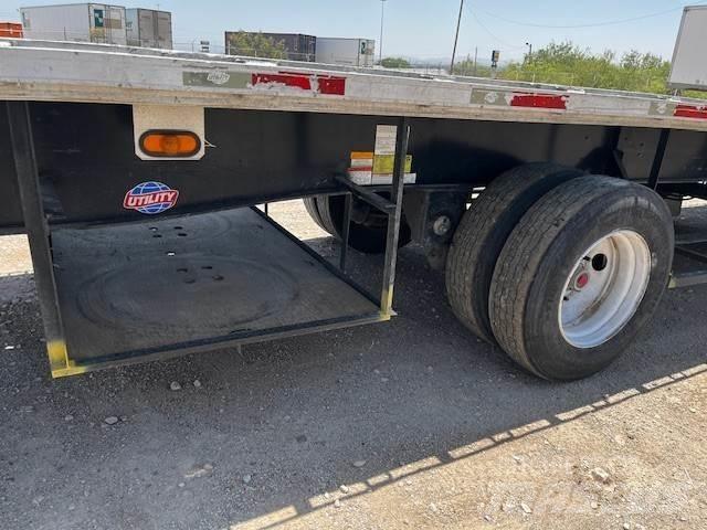 Utility Flatbed Araç nakil römorklari