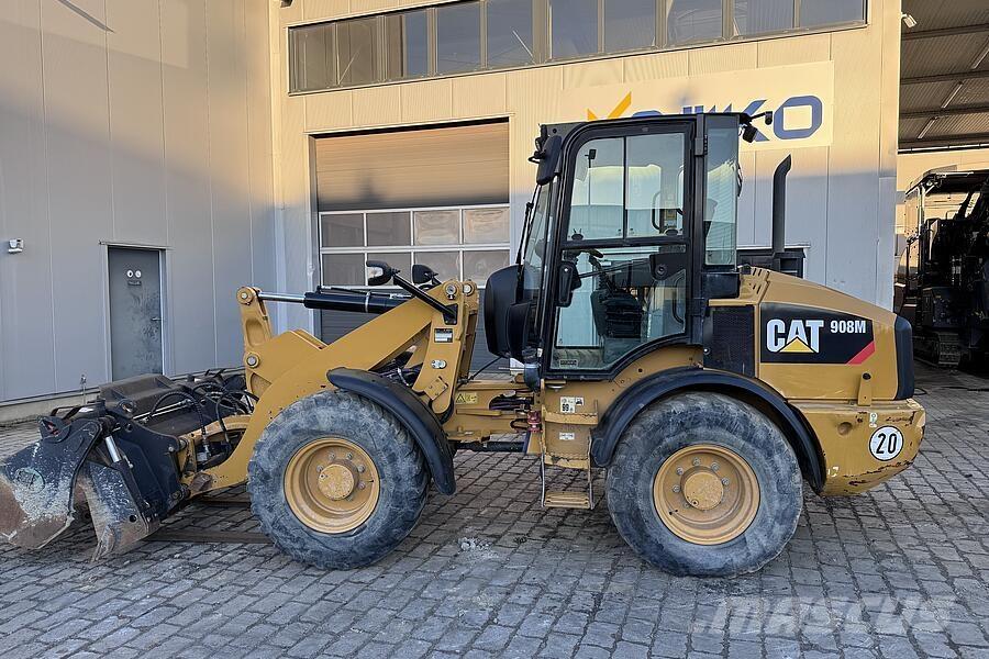 CAT 908 M Tekerlekli yükleyiciler