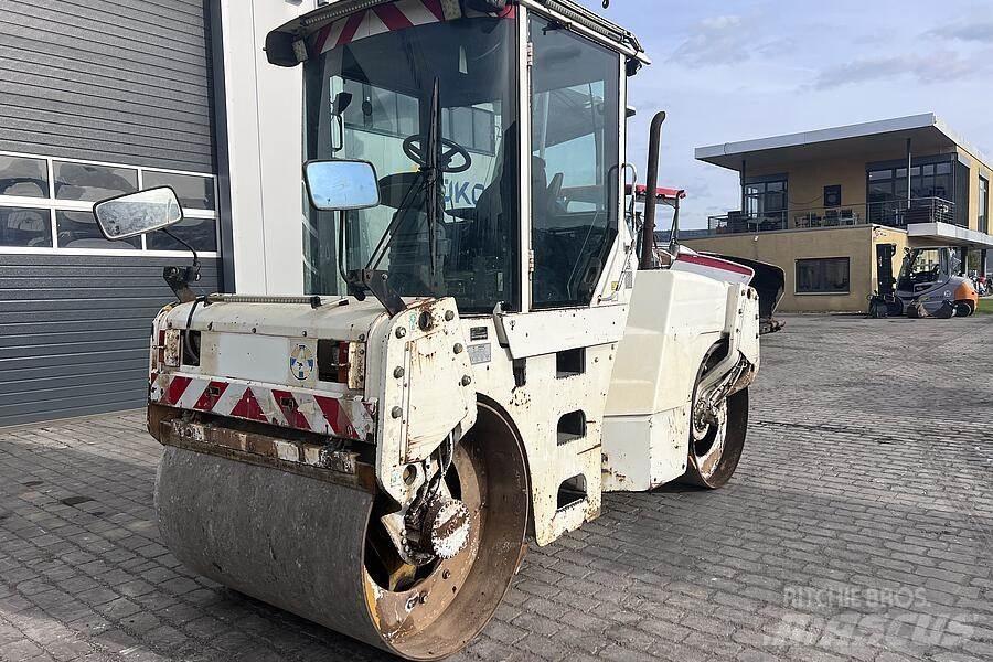CAT CB 434 D Çift tamburlu silindirler