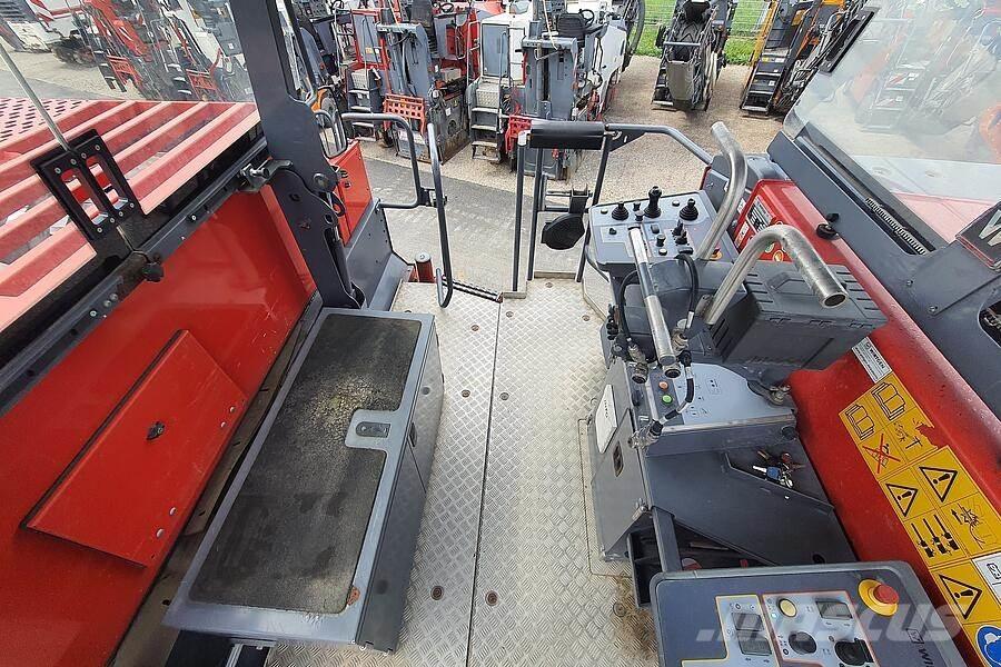 Wirtgen W 220 Asfalt kaziyicilar