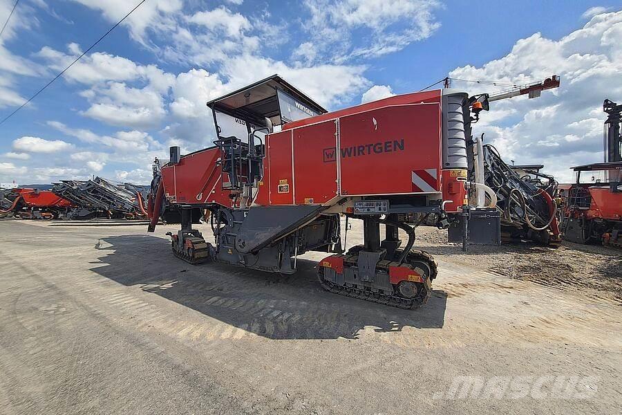 Wirtgen W 220 Asfalt kaziyicilar