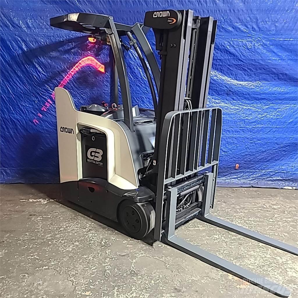 Crown RC5530-30 Elektrikli forkliftler