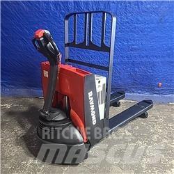 Raymond 102T-F45L Transpaletler
