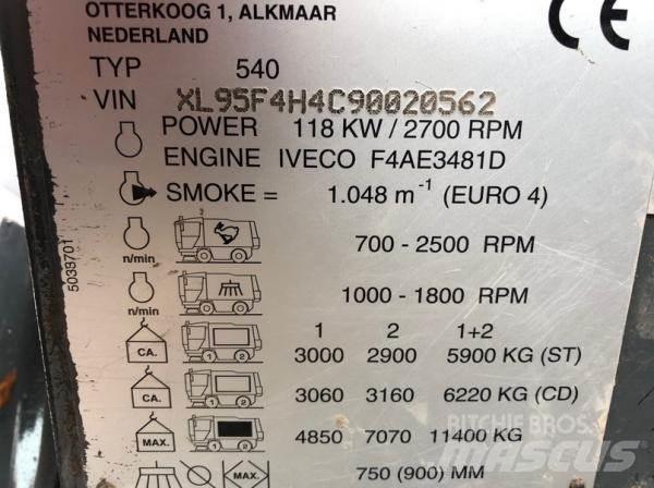 Ravo 540 STH Cadde süpürücüler