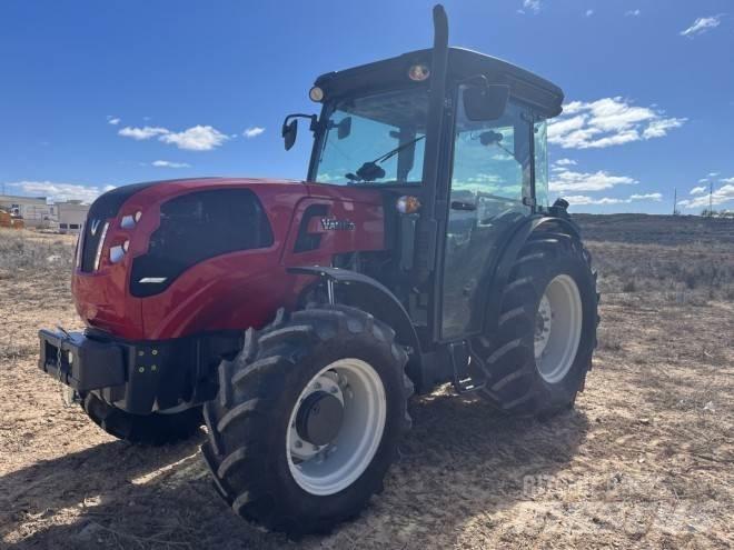 Valtra F105S Traktörler