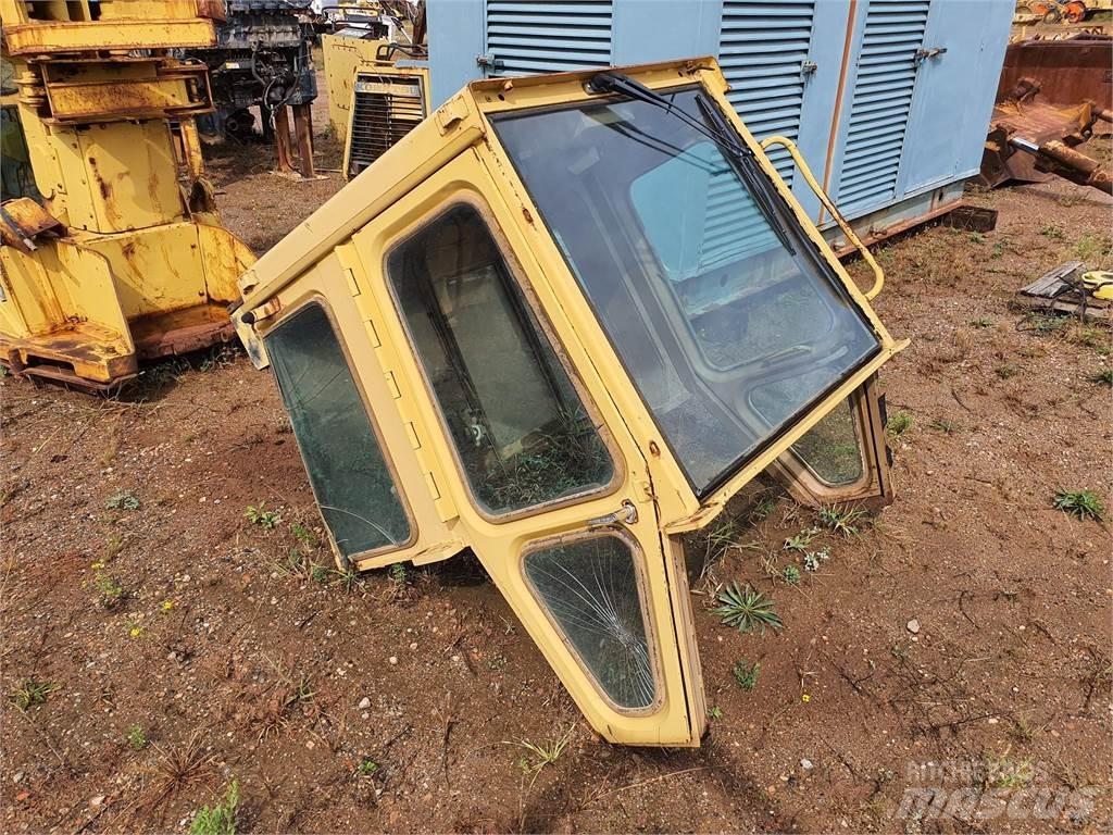 CAT 973 Kabin